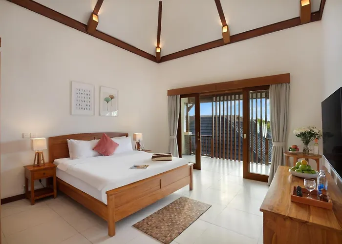 Huge 11 Bedroom Villa, Sleeps 41, Prime Area, Near Villa Canggu (Bali)