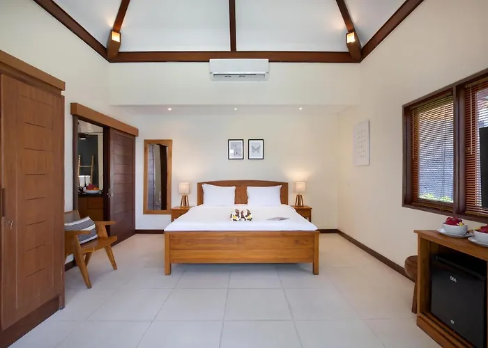 Huge 11 Bedroom Villa, Sleeps 41, Prime Area, Near Canggu (Bali)