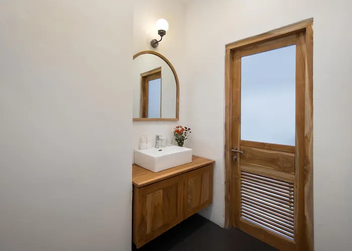 Villa Huge 11 Bedroom Villa, Sleeps 41, Prime Area, Near